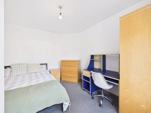 Photo 21- click for photo gallery